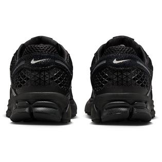 Nike Women's Zoom Vomero 5 Shoe