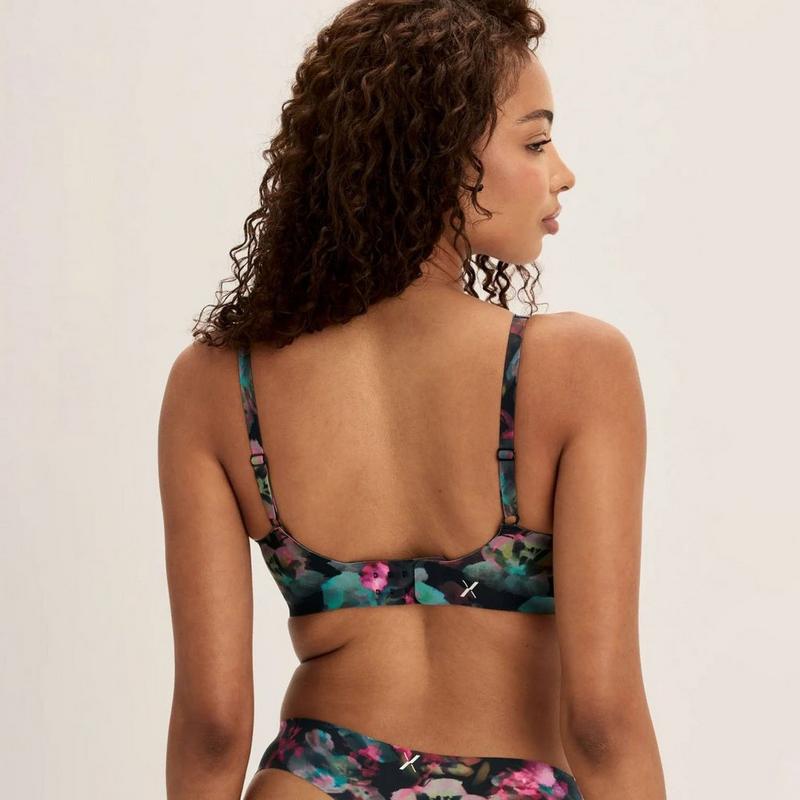 Knix Soutien-gorge Revolution V-Neck pour femmes