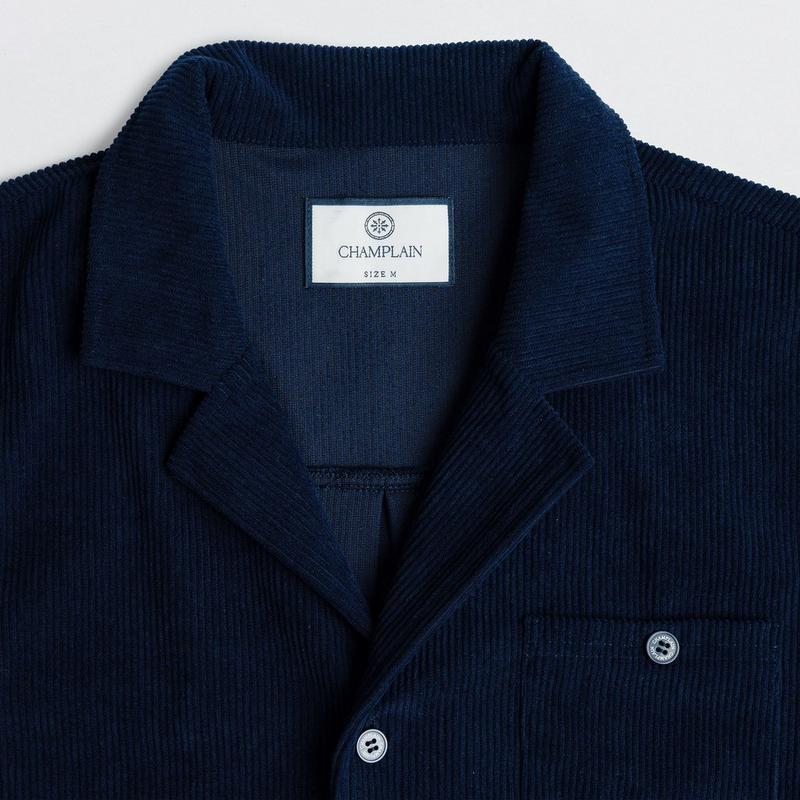 Champlain Chemise &agrave; col camp en velours c&ocirc;tel&eacute; pour hommes