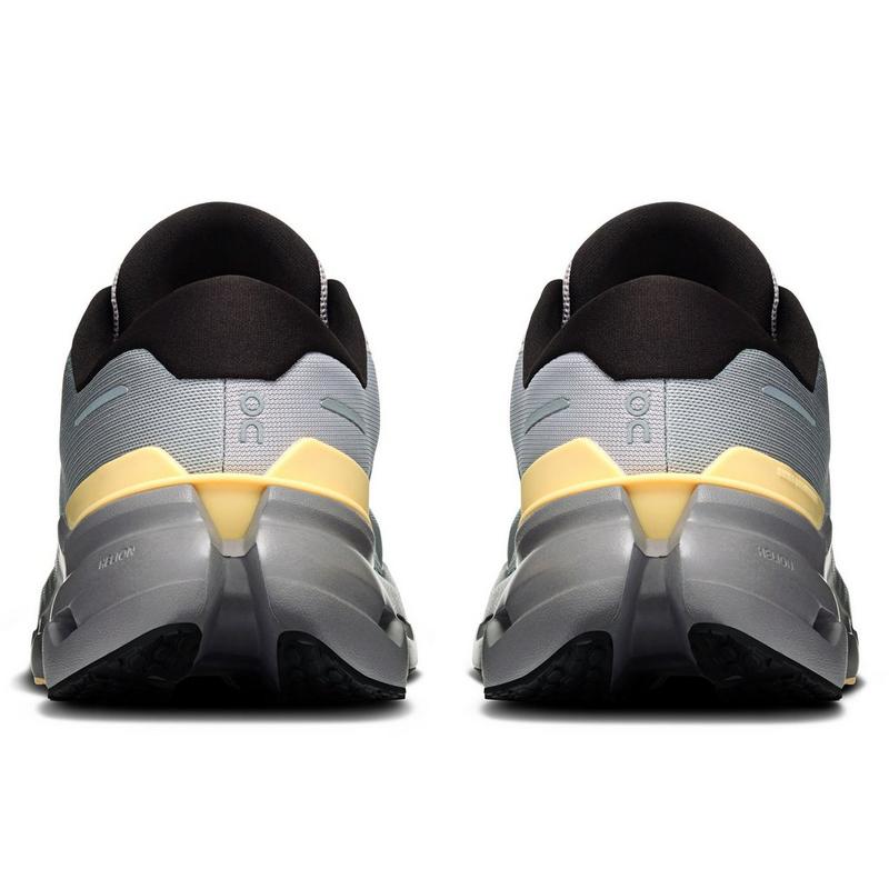 On Chaussures de course Cloudrunner 3 pour hommes