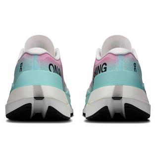 On Chaussures de course Cloudboom Max pour femmes