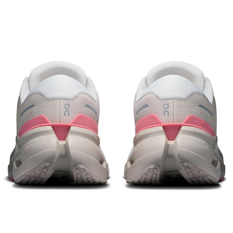 On Chaussures de course Cloudrunner 3 pour femmes