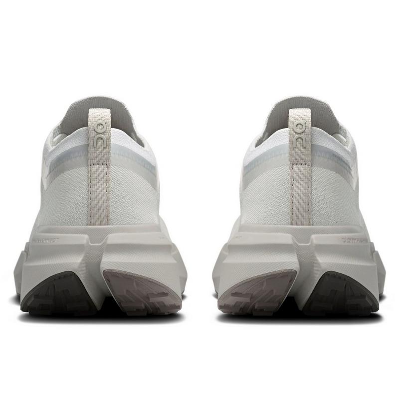 On Chaussures de course sur sentiers Cloudsoma pour femmes