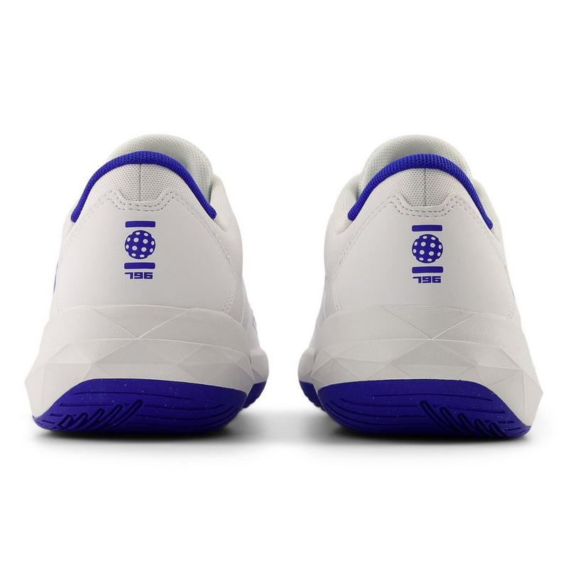 New Balance Chaussure de tennis FuelCell 796v4 pour hommes