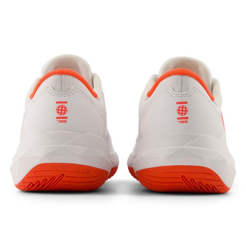 New Balance Chaussure de tennis FuelCell 796v4 pour femmes