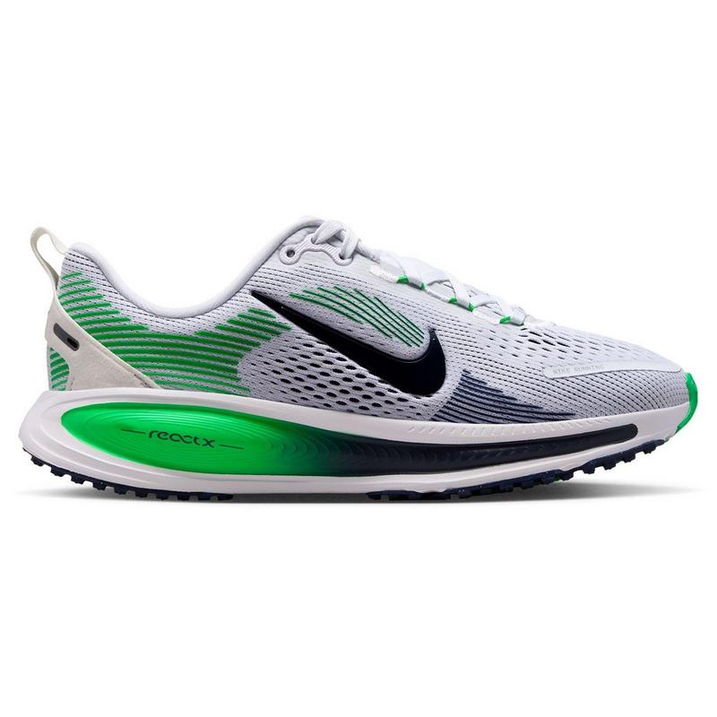 Nike Juniors' [3.5-7] Vomero 18 Running Shoe