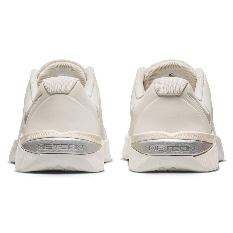 Nike Chaussures d'entra&icirc;nement Metcon 10 pour femmes