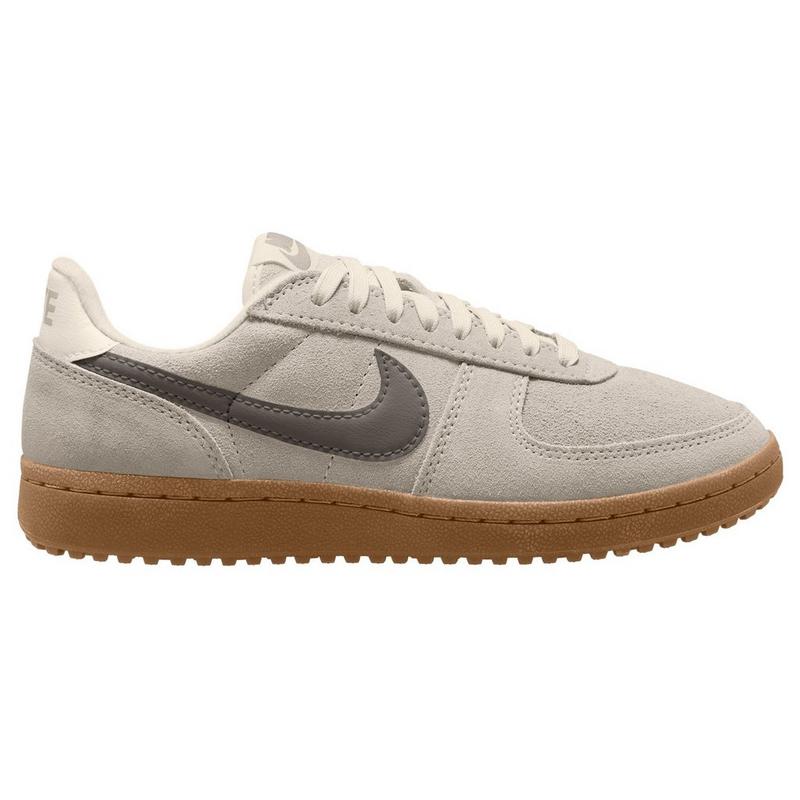 Nike Chaussures Field General pour femmes