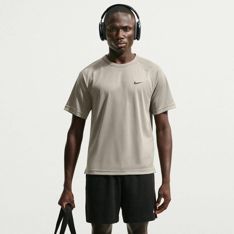 Nike Haut &agrave; manches courtes Flex Dri-FIT pour hommes