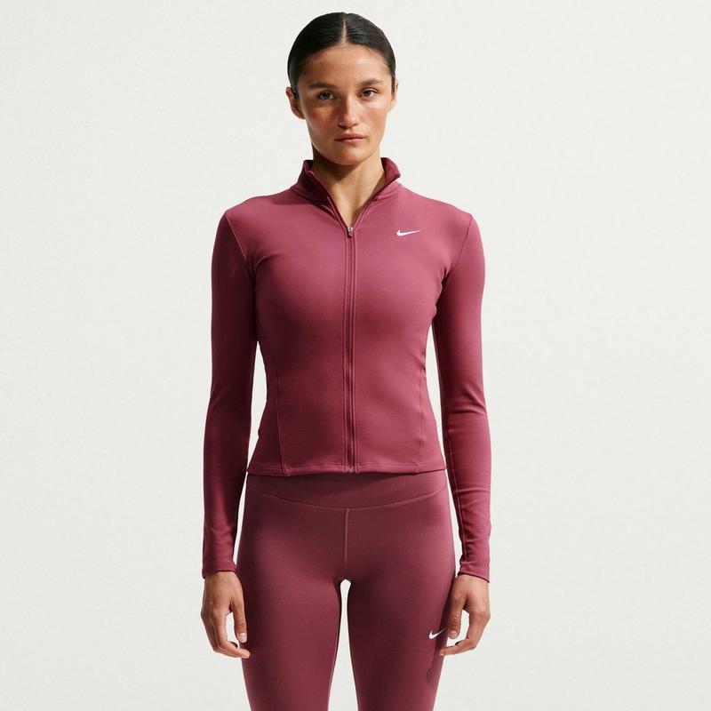Nike Veste ajust&eacute;e Dri-FIT One pour femmes