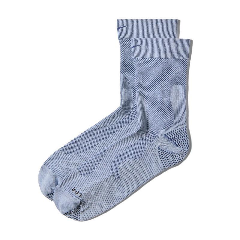 Nike Chaussettes courtes l&eacute;g&egrave;re pour la course unisexe