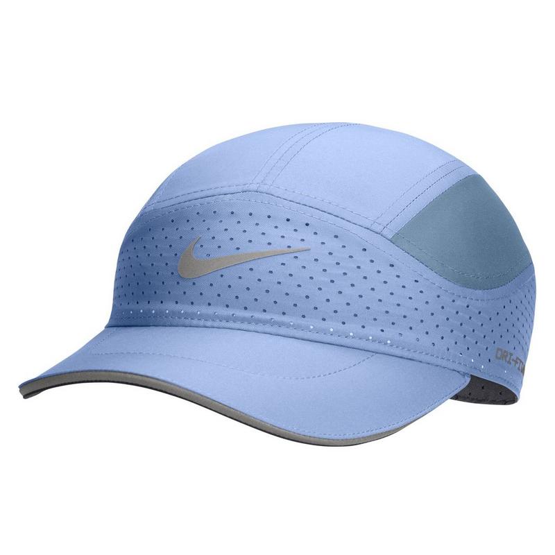 Nike Casquette r&eacute;fl&eacute;chissante non structur&eacute;e Fly Dri-FIT ADV unisexe