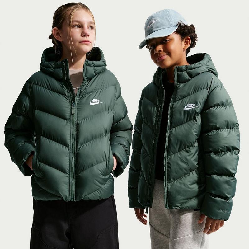 Nike Manteau matelass&eacute; Sportswear All Day Play Therma-FIT pour juniors [7-16]