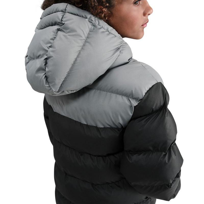 Nike Manteau matelass&eacute; Sportswear All Day Play Therma-FIT &agrave; coupe ample pour juniors [7-20]