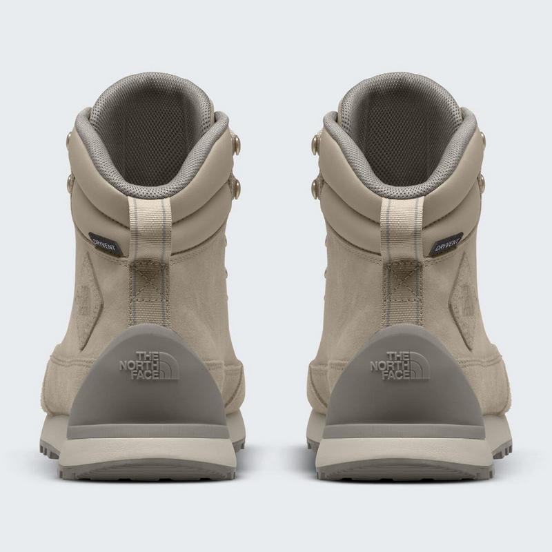 The North Face Women's Back-To-Berkeley IV Leather Waterproof Boot