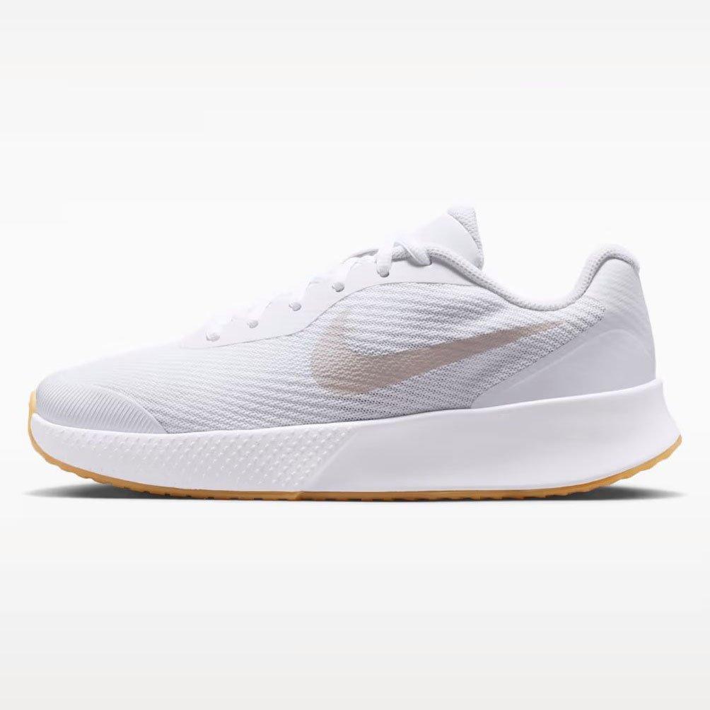 Nike | Women's Vapor Lite 3 Hard Court Tennis Shoes, White/Summit White/Gum Yellow/Light Orewood Brown, Size 7