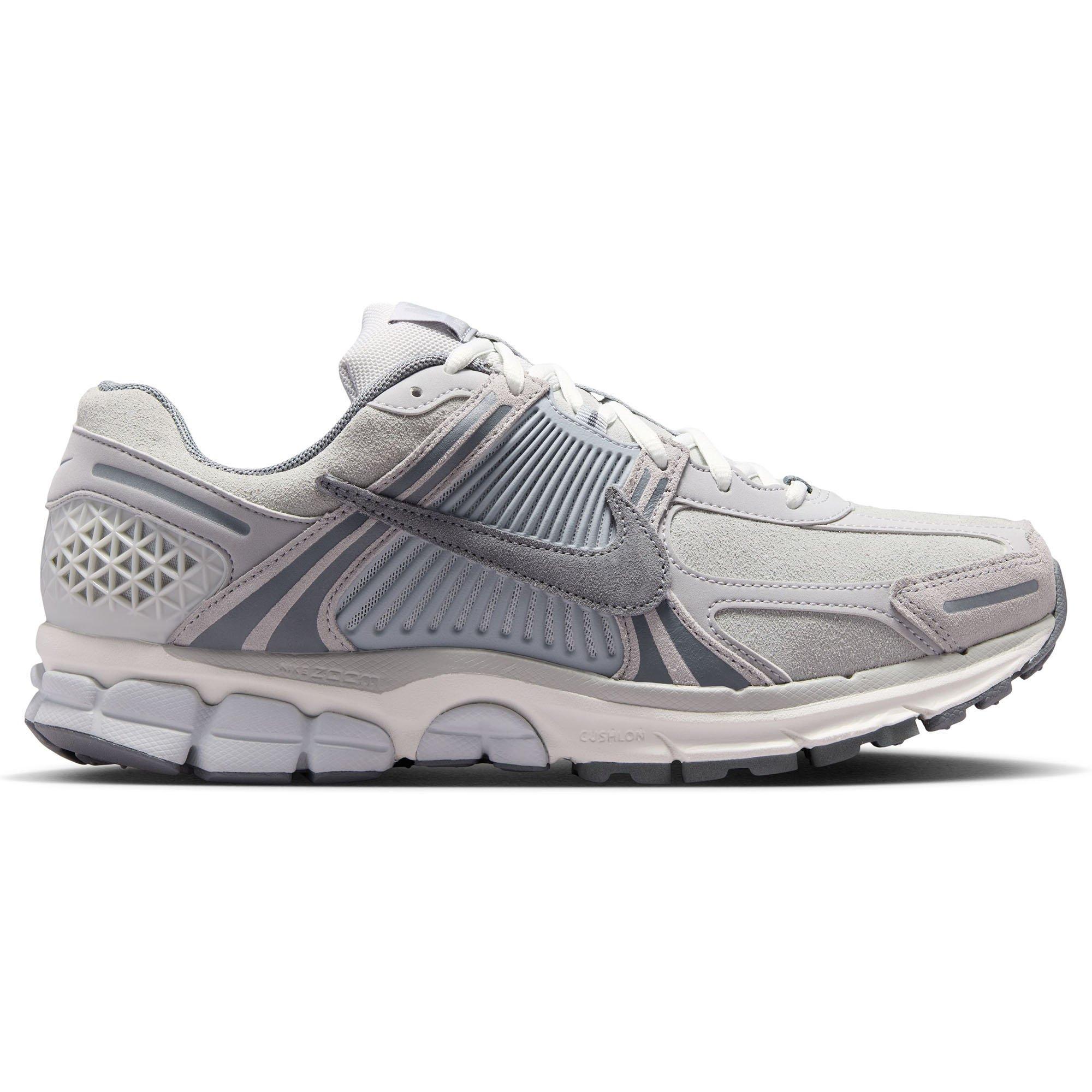Nike | Men's Zoom Vomero 5 SE Shoes, Pure Platinum Cool Grey Wolf Grey Summit White, Size 9
