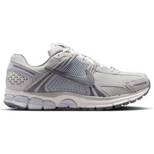Nike Men's Zoom Vomero 5 SE Shoe