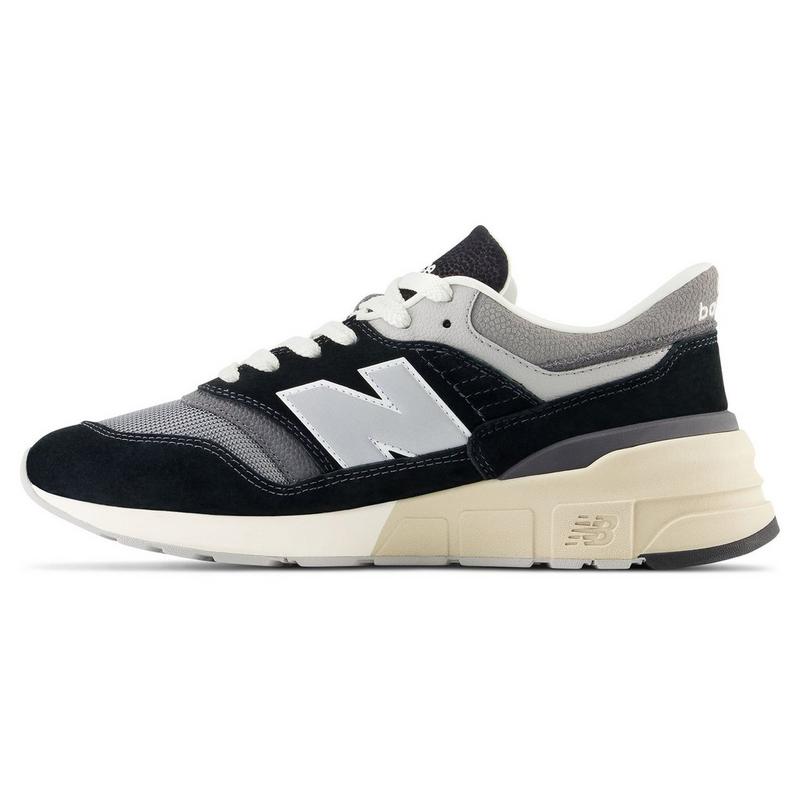 New Balance Unisex 997R Shoe