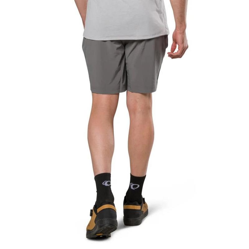 Pearl Izumi Short Canyon Active 8 po pour hommes