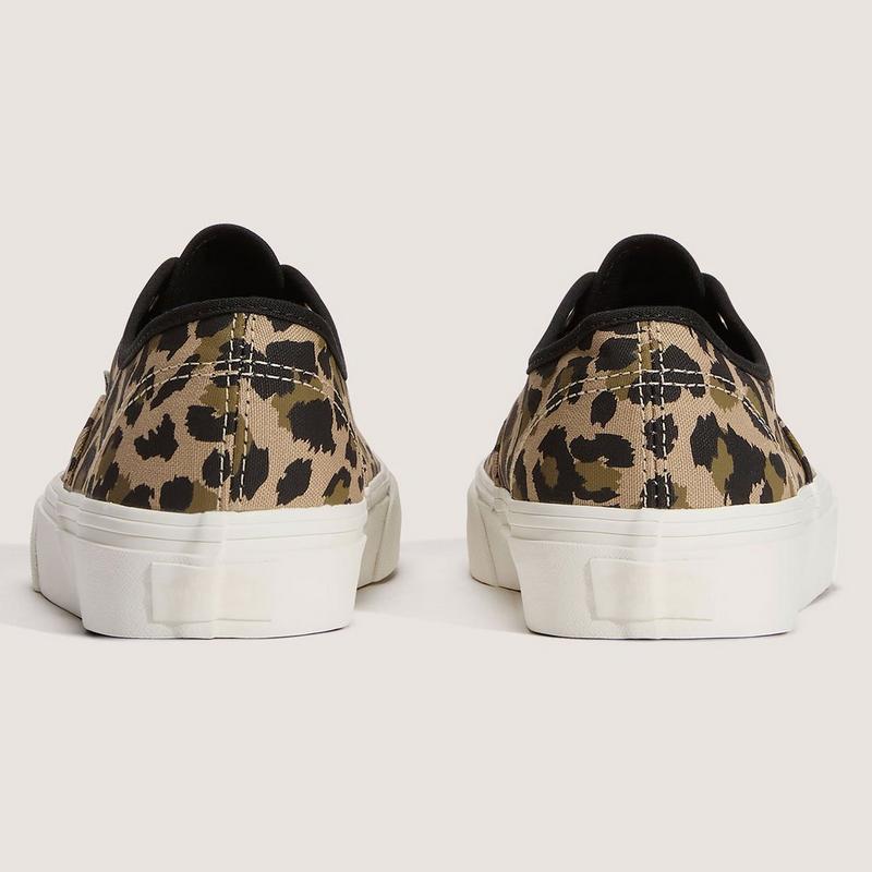 Vans Unisex Authentic Shoe