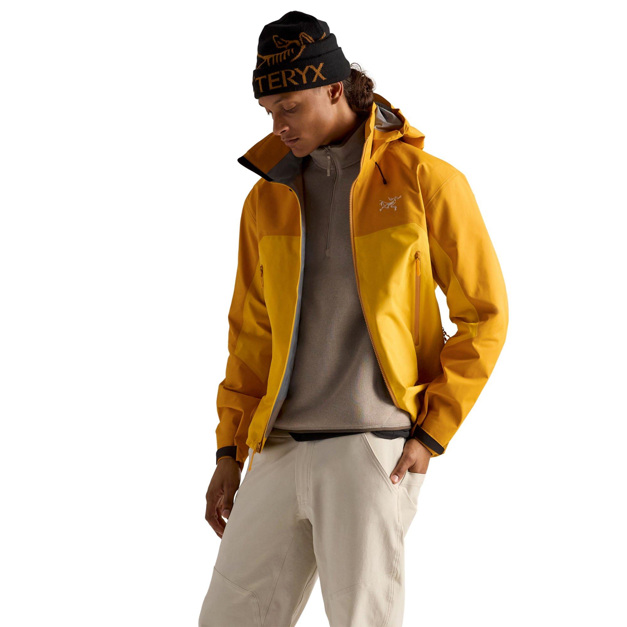 Coats & Jackets