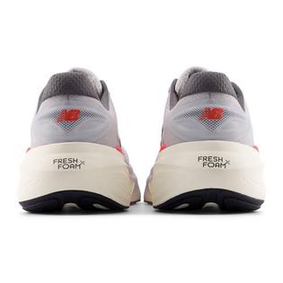 New Balance Men's Fresh Foam X More v6 Running Shoe