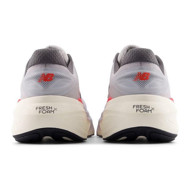 New Balance Chaussures de course Fresh Foam X More v6 pour hommes