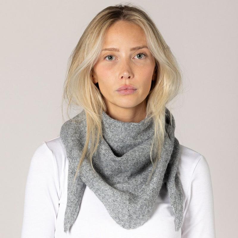 Lyla + Luxe Unisex Triangle Scarf