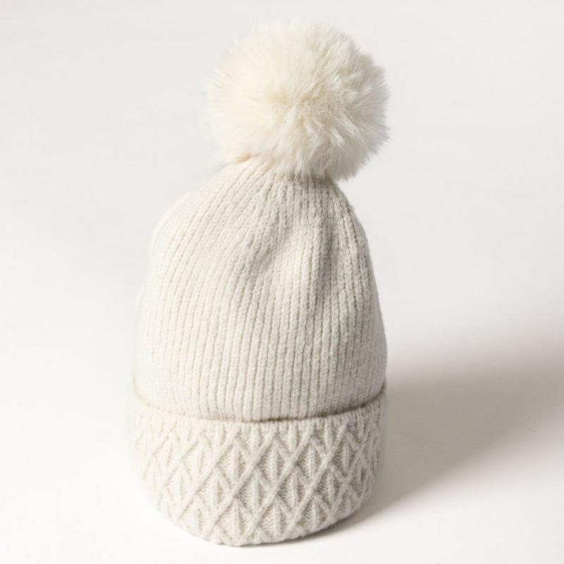 Lyla + Luxe Women's WHITE LABEL Cable Cuff Pom Pom Beanie