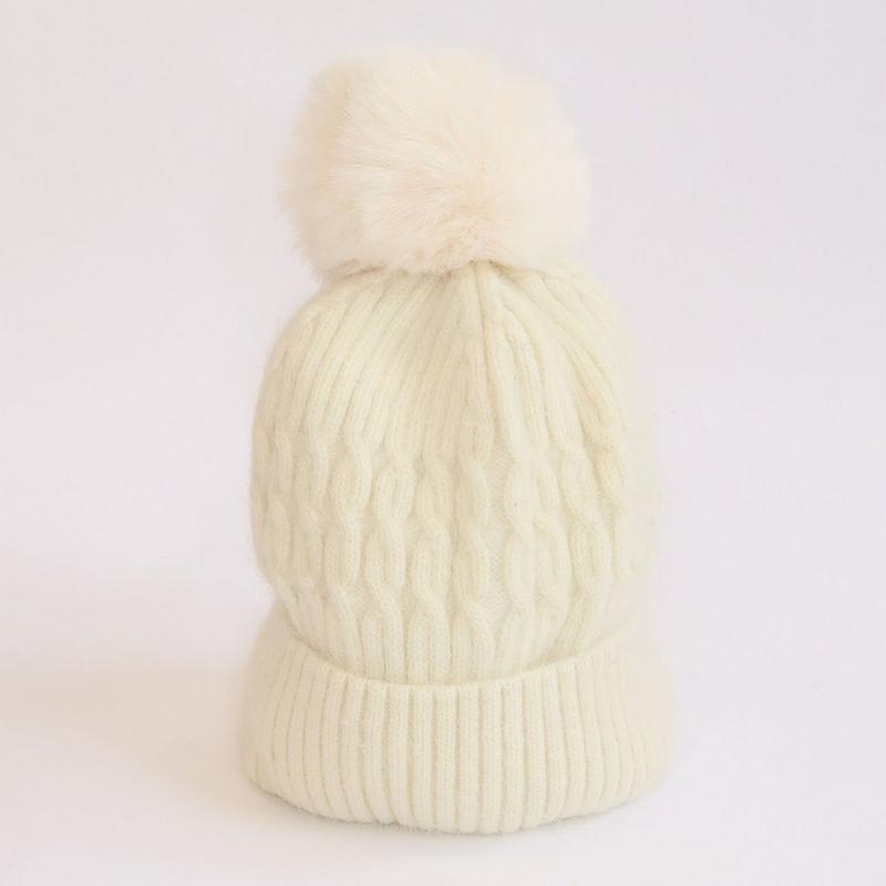 Lyla + Luxe Women's WHITE LABEL Luxe Chain Pom Pom Beanie