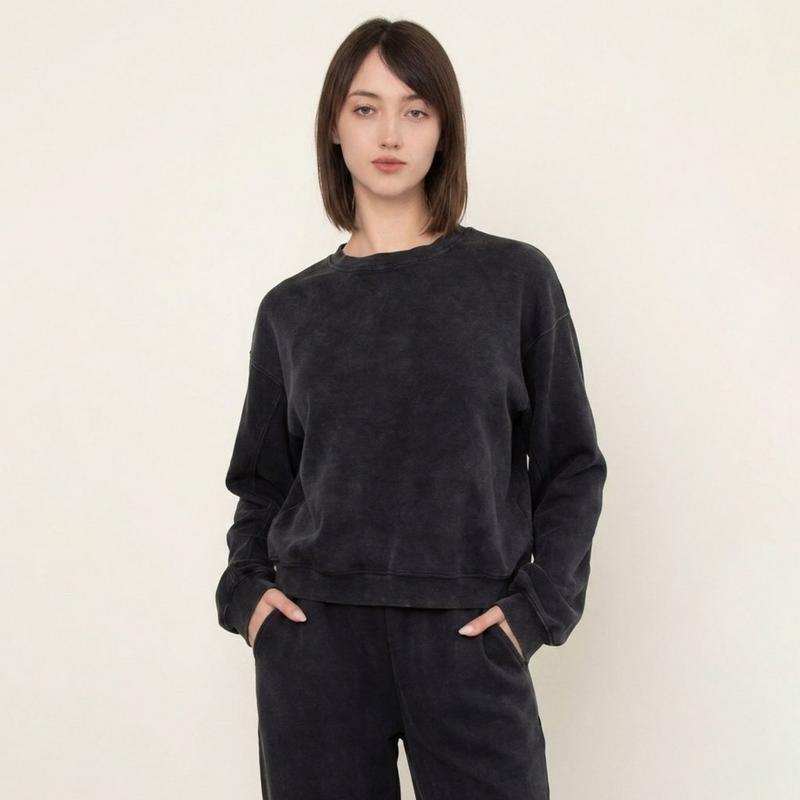 Oak & Ivy Women's Beatrice Mineral Wash Soft Knit Sweatshirt