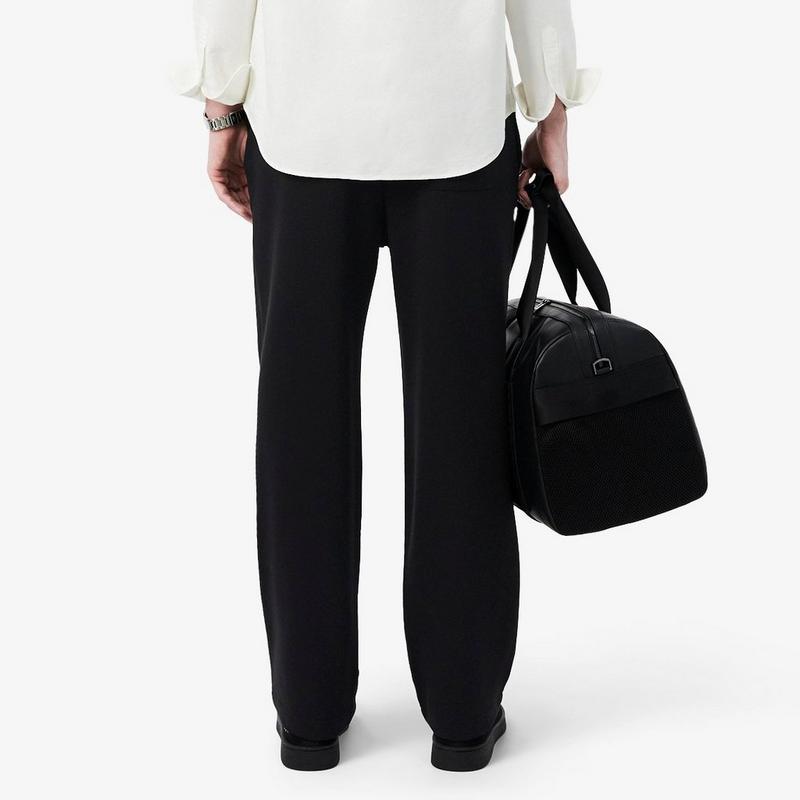 Lacoste Pantalon de jogging &agrave; coupe d&eacute;contract&eacute;e pour hommes