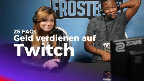 Zwei Streamer mit Headsets im Livetalk über Geld verdienen auf Twitch – idealer Kontext für Creator, die mit Merch auf Print-on-Demand-Basis durchstarten wollen.