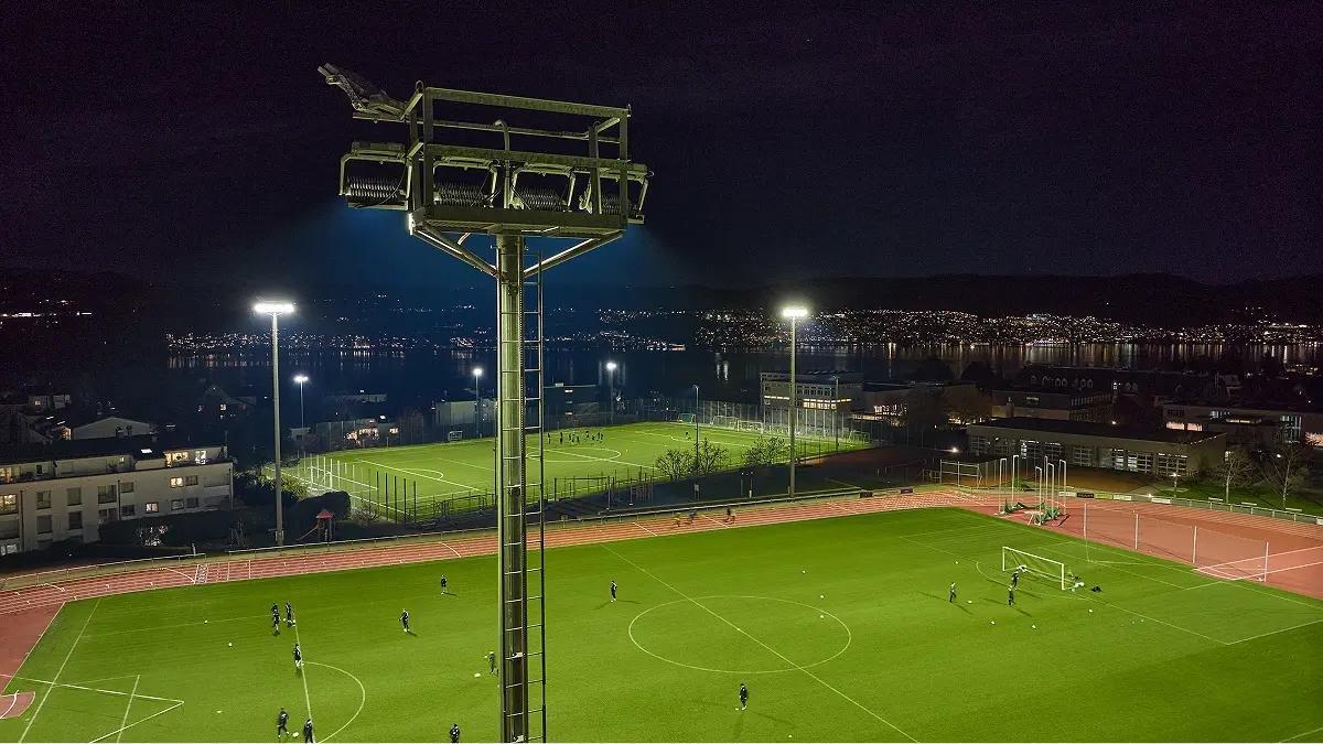 Risanamento dell’illuminazione dell’impianto sportivo di Meilen