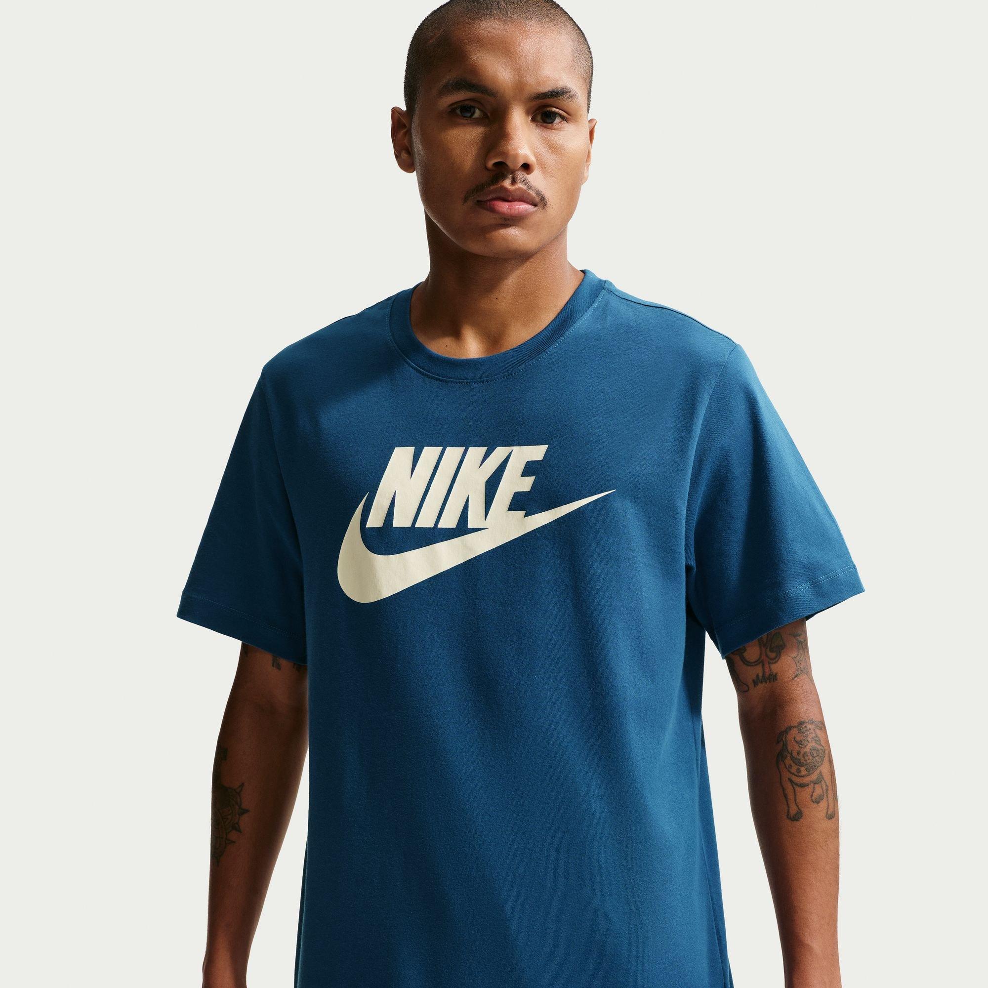Court Blue