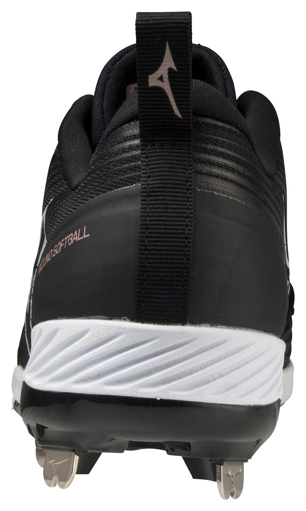 Women's Sweep 6 Low Metal Softball Cleats