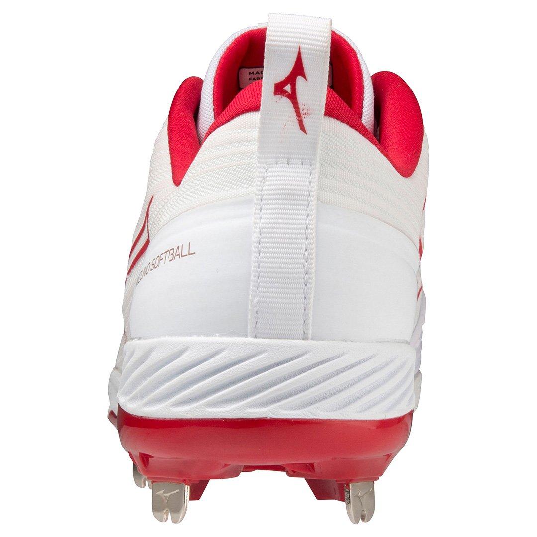 Women's Sweep 6 Low Metal Softball Cleats
