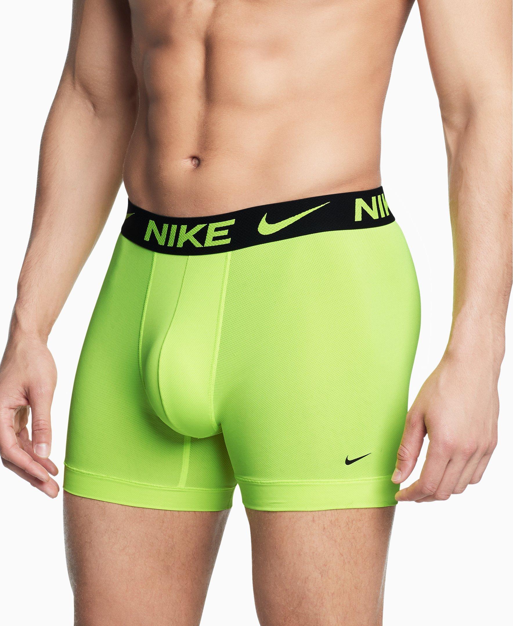 Nike Men`s Essential Micro Boxer Brief 1 Pack (Small,  Multi-Color(KE1091-643)/R_W) at  Men's Clothing store