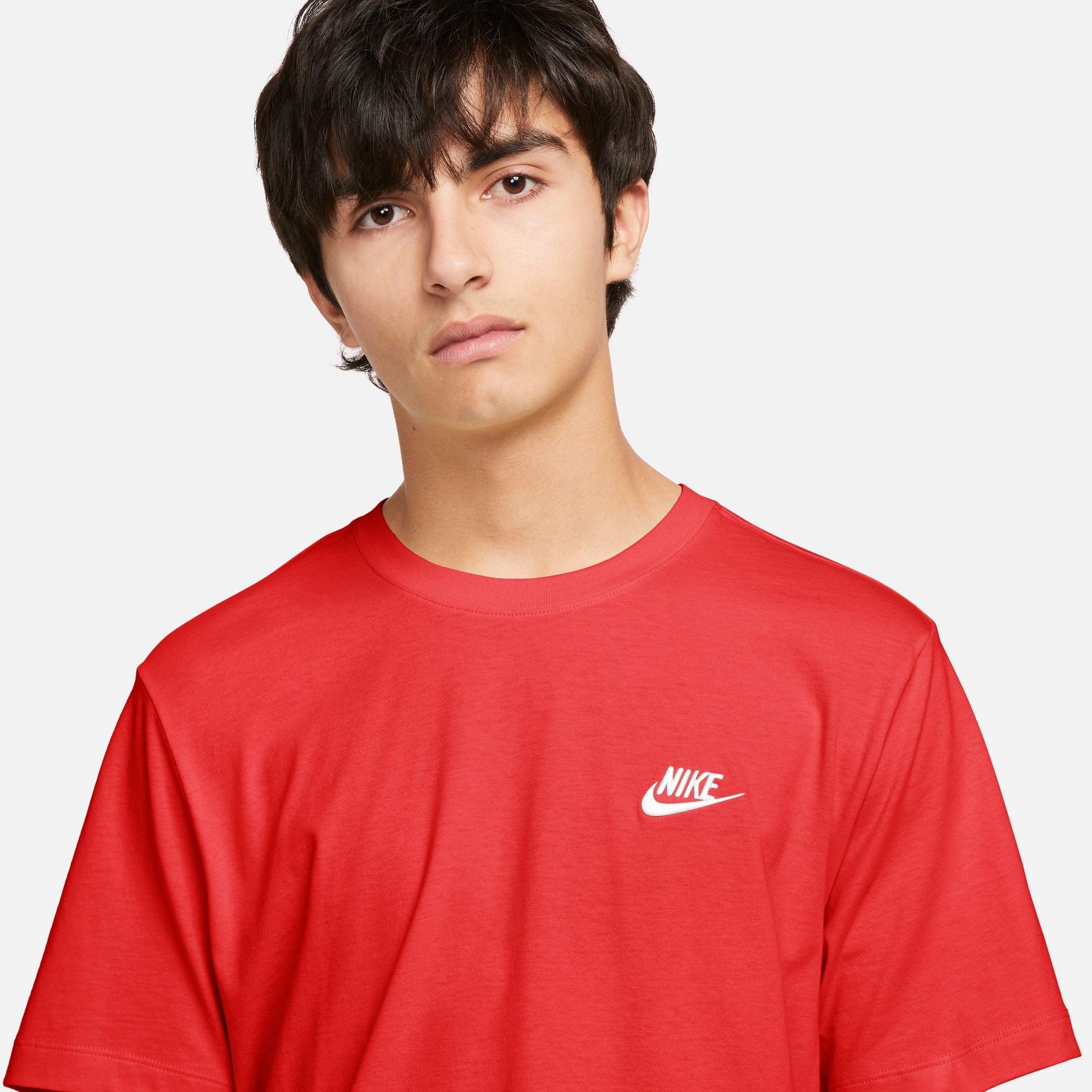 Men's Sportswear Club T-Shirt