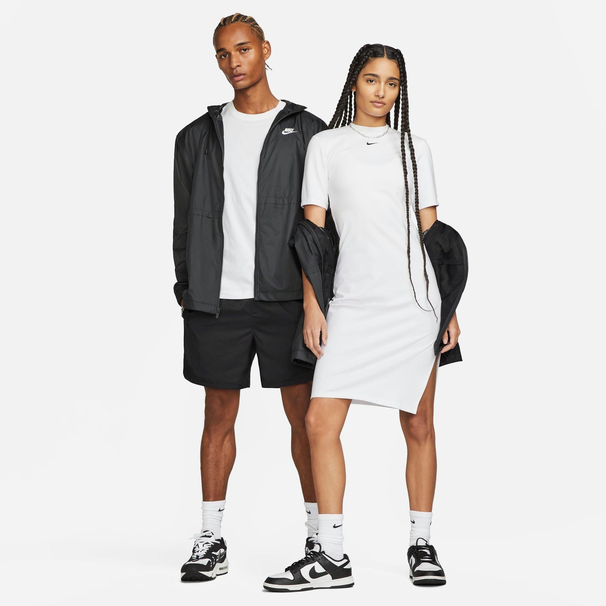 Nike Sportswear Repel Essentials Black/Black/White DQ3352-010 Women's Woven  Jacket (as1, alpha, x_s, regular, regular) at  Women's Clothing store