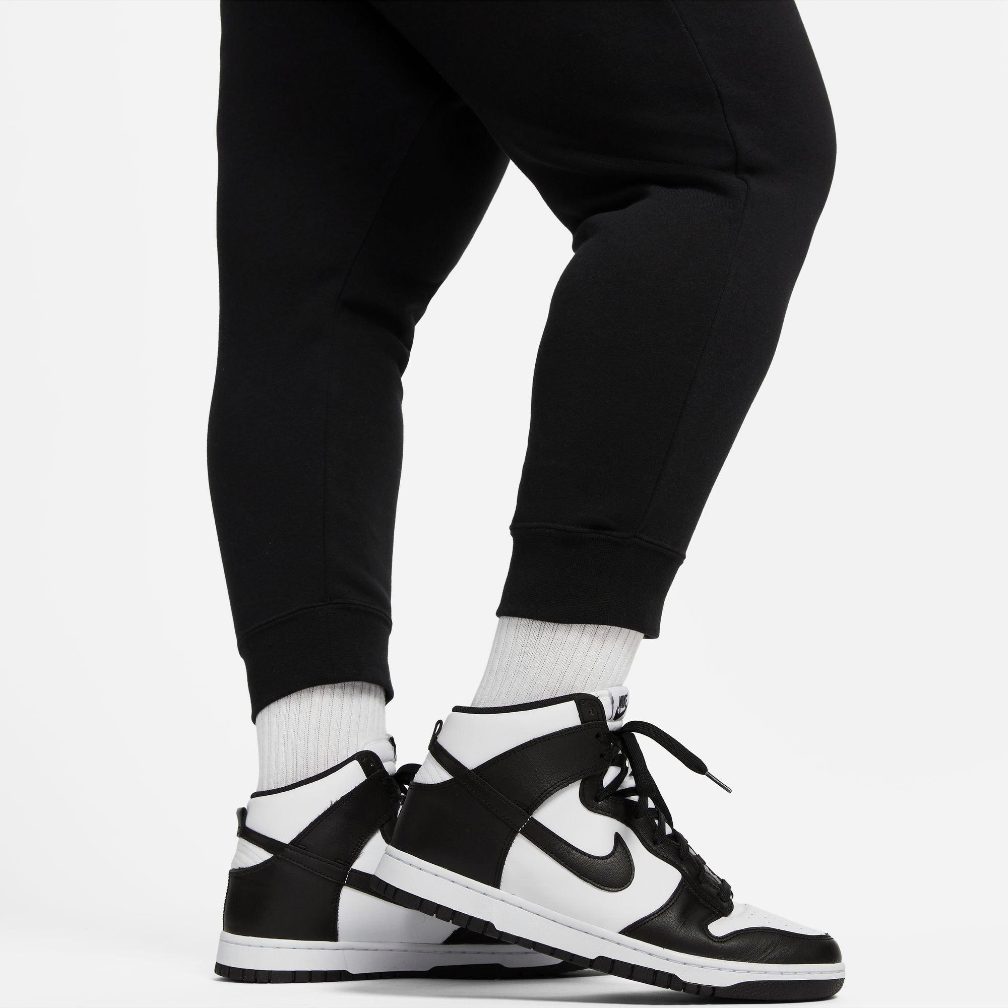 Nike Sportswear Women's Club Fleece Mid-Rise Joggers (Plus Size)