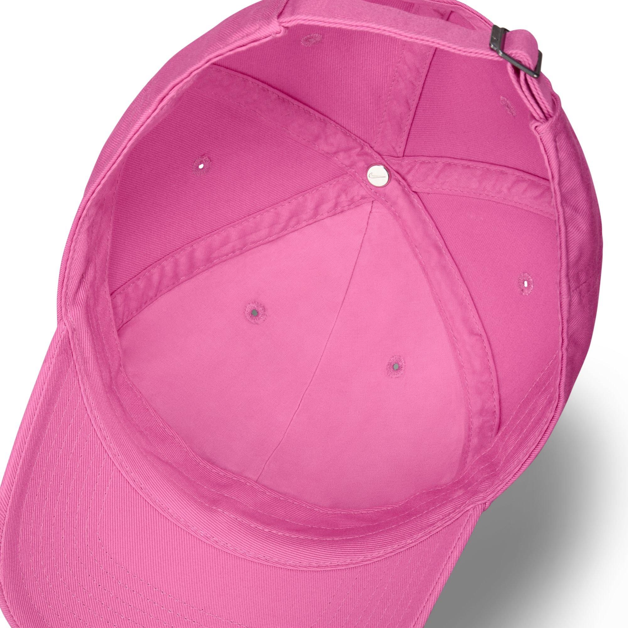 Women's Washed Futura Logo Club Cap