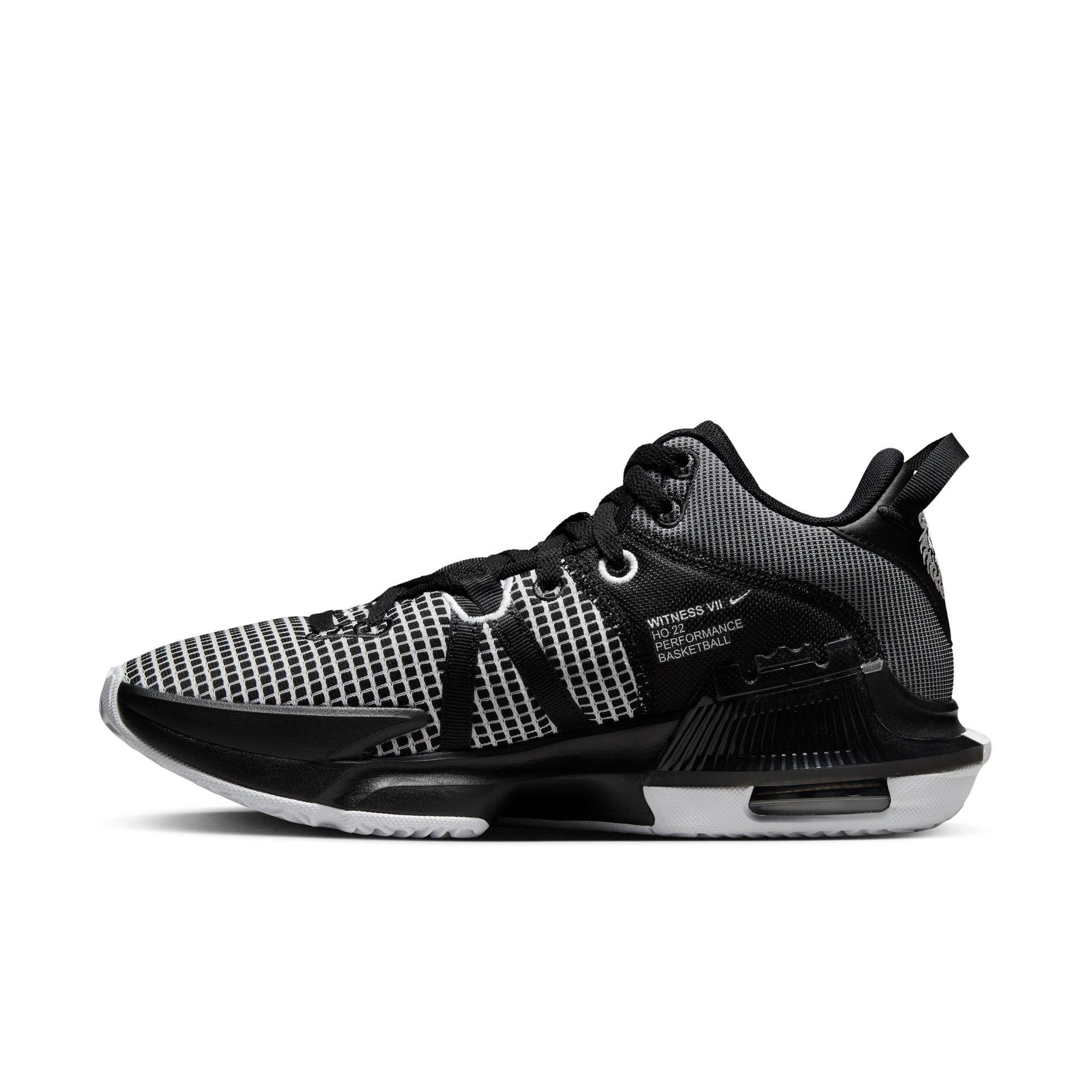 Nike on sale witness 2