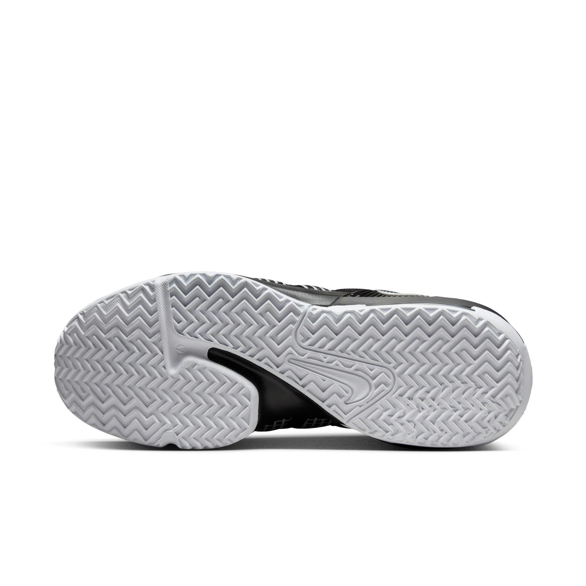 Men's Lebron Witness VII Basketball Shoes