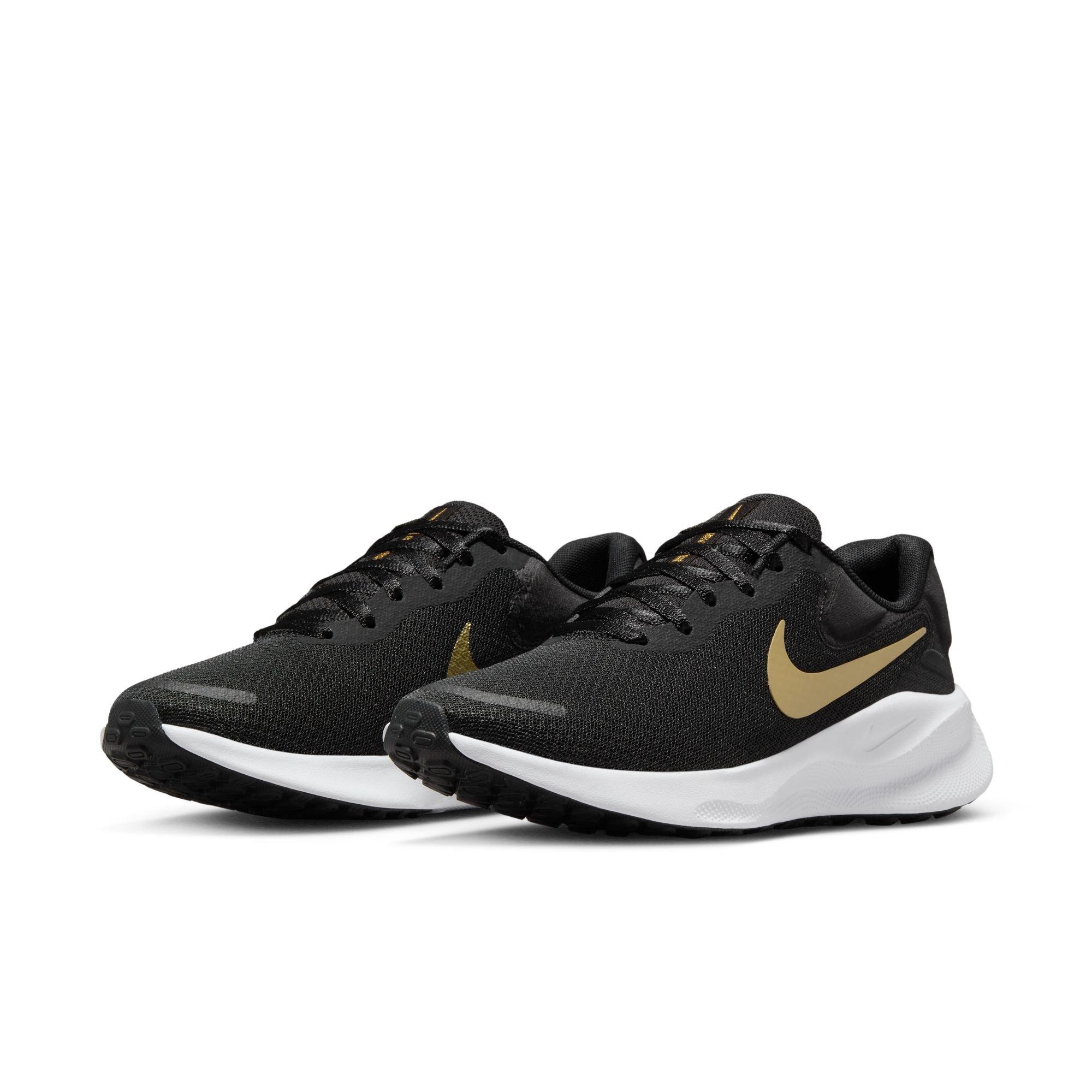 Nike deals wmns revolution