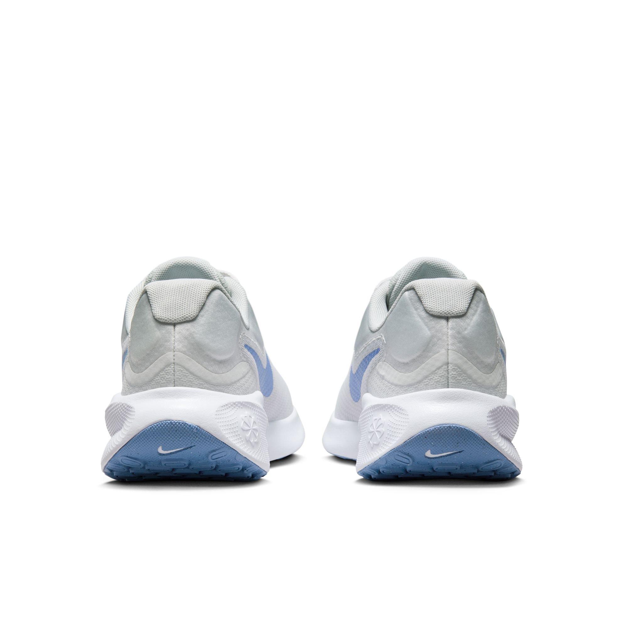 Women's Revolution 7 Road Running Shoes