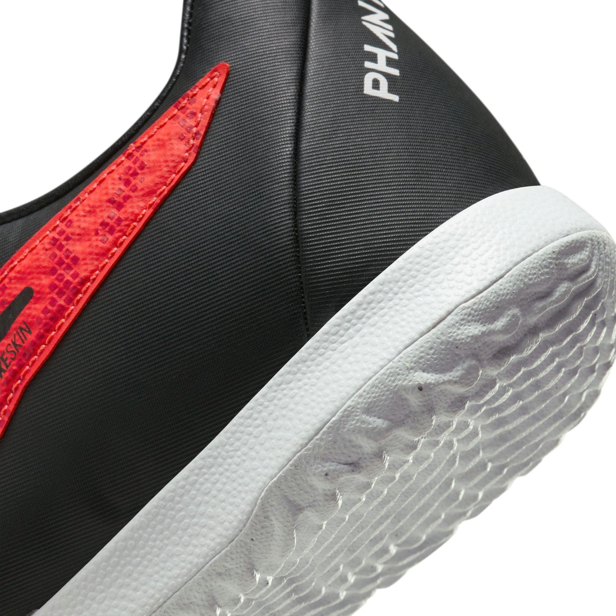 Men's Phantom GX Academy Indoor Soccer Shoes