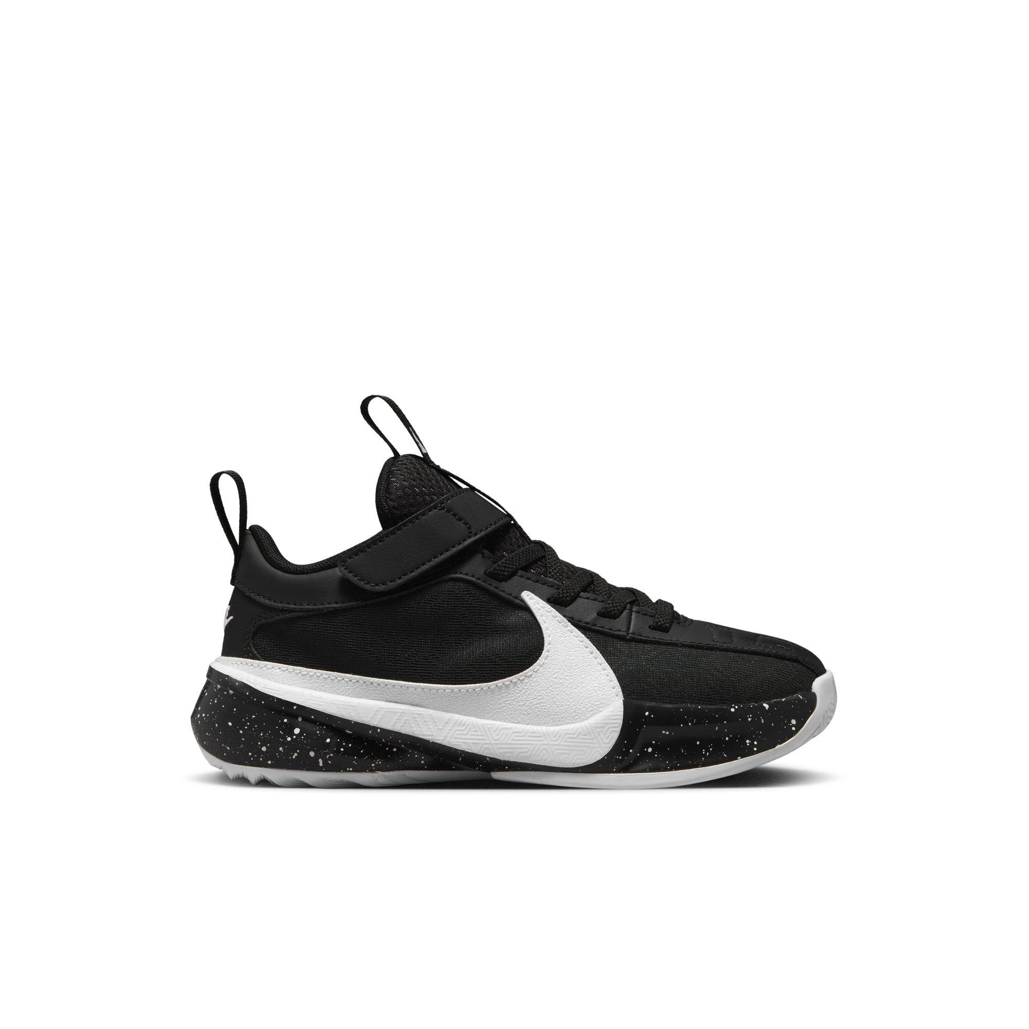 Black best sale nikes preschool