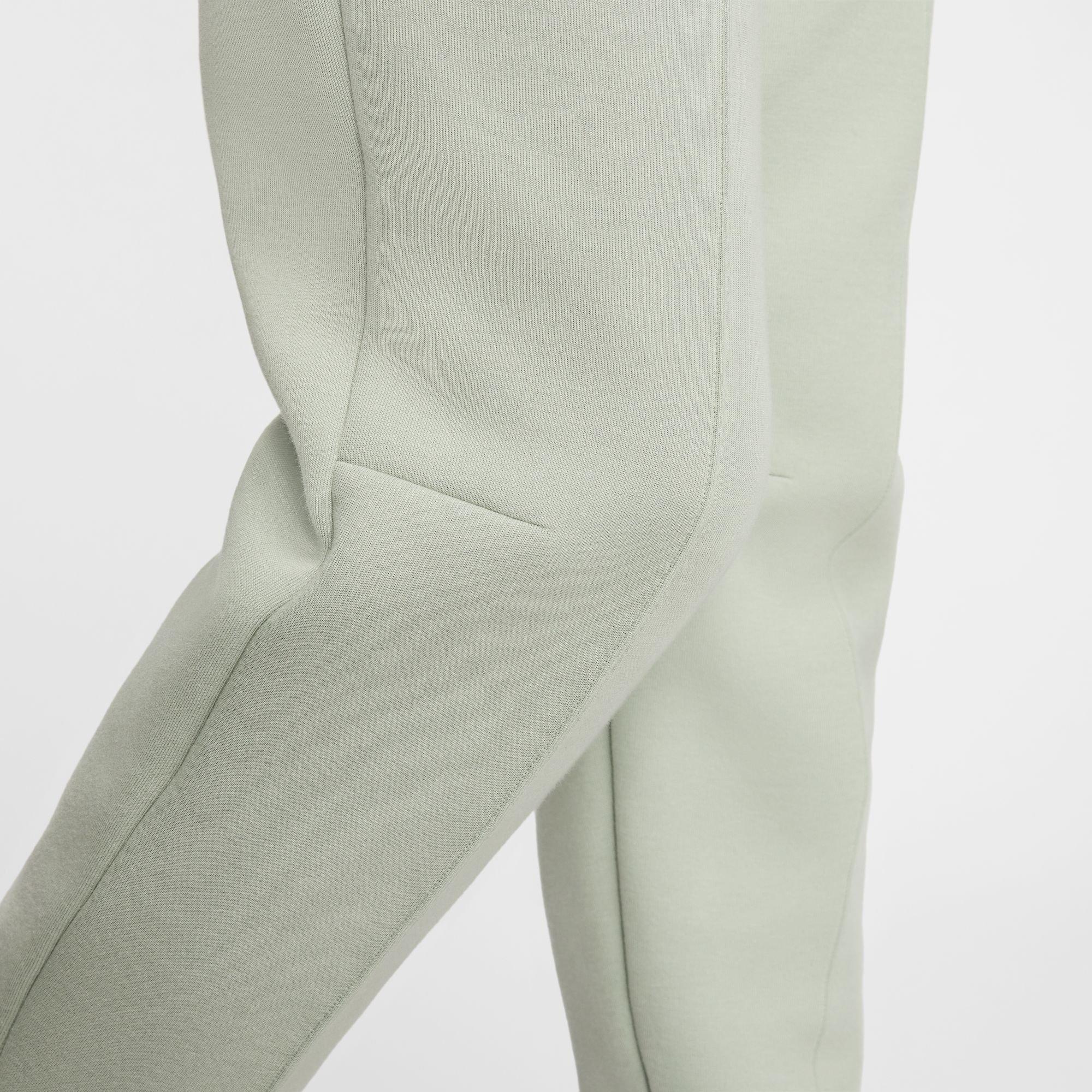 Women's Tech Fleece Mid Rise Joggers
